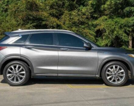 Серый Инфинити QX50, объемом двигателя 2 л и пробегом 45 тыс. км за 6300 $, фото 2 на Automoto.ua