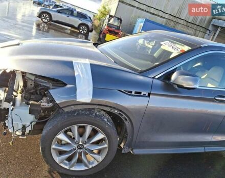 Серый Инфинити QX50, объемом двигателя 1.99 л и пробегом 90 тыс. км за 17500 $, фото 7 на Automoto.ua