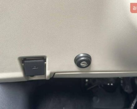 Серый Инфинити QX50, объемом двигателя 2 л и пробегом 117 тыс. км за 31000 $, фото 18 на Automoto.ua