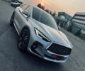 Серый Инфинити QX50, объемом двигателя 2 л и пробегом 60 тыс. км за 29500 $, фото 2 на Automoto.ua