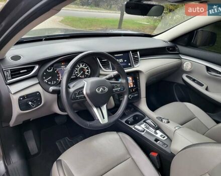 Серый Инфинити QX50, объемом двигателя 2 л и пробегом 51 тыс. км за 24500 $, фото 10 на Automoto.ua