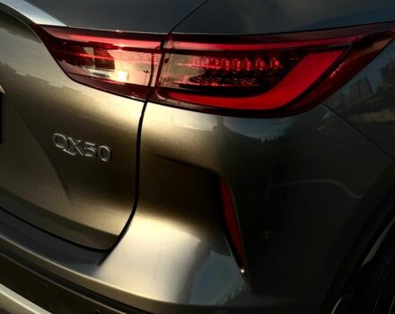 Серый Инфинити QX50, объемом двигателя 2 л и пробегом 18 тыс. км за 27500 $, фото 10 на Automoto.ua