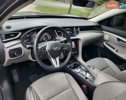 Серый Инфинити QX50, объемом двигателя 2 л и пробегом 51 тыс. км за 24500 $, фото 12 на Automoto.ua