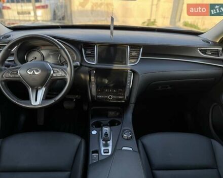 Серый Инфинити QX50, объемом двигателя 2 л и пробегом 18 тыс. км за 27500 $, фото 14 на Automoto.ua