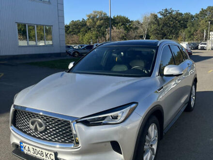 Серый Инфинити QX50, объемом двигателя 2 л и пробегом 48 тыс. км за 21300 $, фото 1 на Automoto.ua