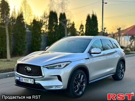 Сірий Інфініті QX50, об'ємом двигуна 2 л та пробігом 60 тис. км за 23000 $, фото 1 на Automoto.ua