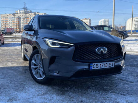 Сірий Інфініті QX50, об'ємом двигуна 2 л та пробігом 50 тис. км за 28000 $, фото 1 на Automoto.ua