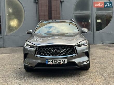 Сірий Інфініті QX50, об'ємом двигуна 2 л та пробігом 113 тис. км за 26000 $, фото 1 на Automoto.ua