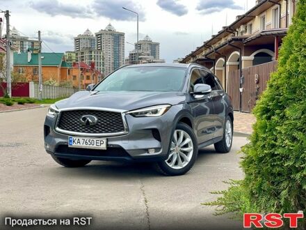 Сірий Інфініті QX50, об'ємом двигуна 2 л та пробігом 50 тис. км за 28000 $, фото 1 на Automoto.ua