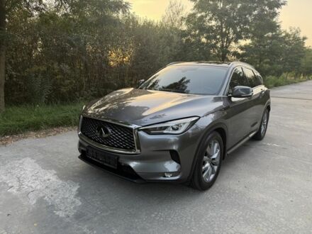 Серый Инфинити QX50, объемом двигателя 2 л и пробегом 52 тыс. км за 34700 $, фото 1 на Automoto.ua