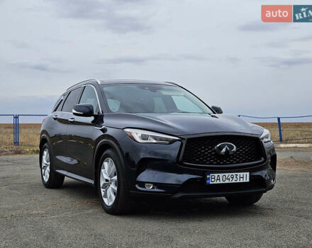 Синий Инфинити QX50, объемом двигателя 2 л и пробегом 136 тыс. км за 20900 $, фото 1 на Automoto.ua
