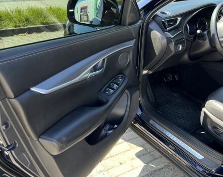 Синій Інфініті QX50, об'ємом двигуна 2 л та пробігом 148 тис. км за 23000 $, фото 10 на Automoto.ua