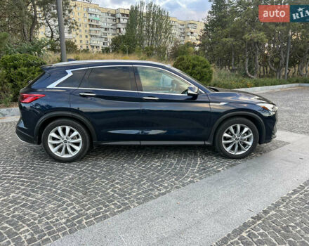 Синий Инфинити QX50, объемом двигателя 2 л и пробегом 62 тыс. км за 27500 $, фото 3 на Automoto.ua