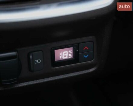 Синий Инфинити QX50, объемом двигателя 1.99 л и пробегом 43 тыс. км за 26000 $, фото 21 на Automoto.ua