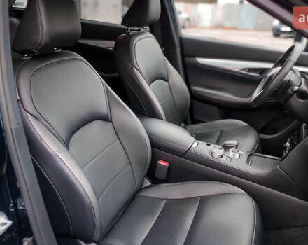 Синий Инфинити QX50, объемом двигателя 2 л и пробегом 60 тыс. км за 33500 $, фото 2 на Automoto.ua