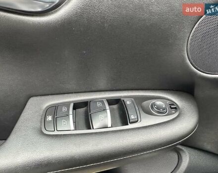 Синий Инфинити QX50, объемом двигателя 2 л и пробегом 65 тыс. км за 21000 $, фото 24 на Automoto.ua