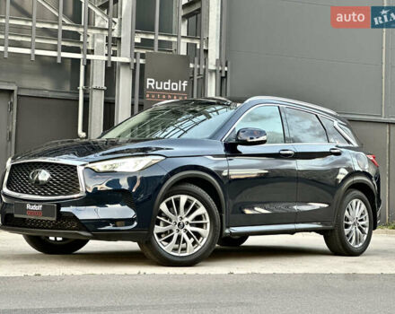Синий Инфинити QX50, объемом двигателя 2 л и пробегом 16 тыс. км за 31900 $, фото 6 на Automoto.ua