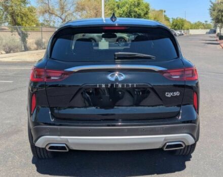 Синий Инфинити QX50, объемом двигателя 2 л и пробегом 17 тыс. км за 7300 $, фото 4 на Automoto.ua