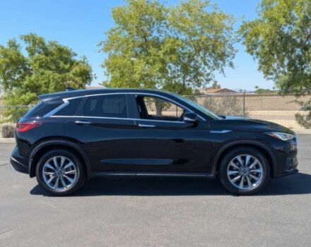 Синий Инфинити QX50, объемом двигателя 2 л и пробегом 17 тыс. км за 7300 $, фото 6 на Automoto.ua