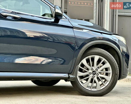 Синий Инфинити QX50, объемом двигателя 2 л и пробегом 16 тыс. км за 31900 $, фото 8 на Automoto.ua