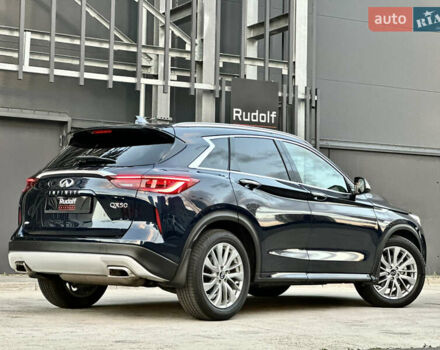 Синий Инфинити QX50, объемом двигателя 2 л и пробегом 16 тыс. км за 31900 $, фото 5 на Automoto.ua