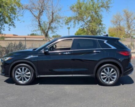 Синий Инфинити QX50, объемом двигателя 2 л и пробегом 17 тыс. км за 7300 $, фото 2 на Automoto.ua