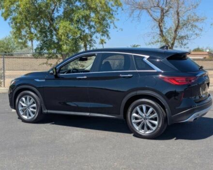 Синий Инфинити QX50, объемом двигателя 2 л и пробегом 17 тыс. км за 7300 $, фото 3 на Automoto.ua