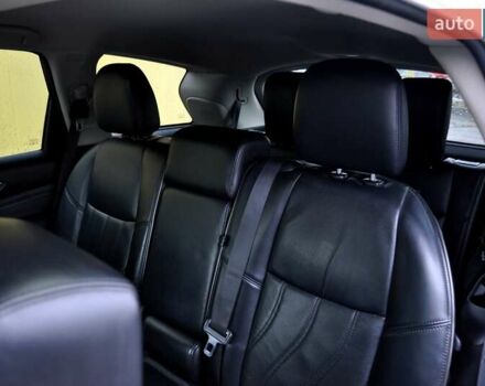 Білий Інфініті QX60, об'ємом двигуна 2.49 л та пробігом 180 тис. км за 9500 $, фото 22 на Automoto.ua