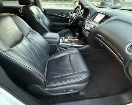 Белый Инфинити QX60, объемом двигателя 2.5 л и пробегом 188 тыс. км за 17000 $, фото 22 на Automoto.ua