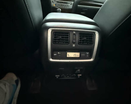 Белый Инфинити QX60, объемом двигателя 2.5 л и пробегом 188 тыс. км за 17000 $, фото 25 на Automoto.ua