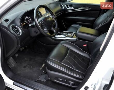 Білий Інфініті QX60, об'ємом двигуна 2.49 л та пробігом 180 тис. км за 9500 $, фото 16 на Automoto.ua