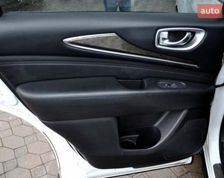 Білий Інфініті QX60, об'ємом двигуна 2.49 л та пробігом 180 тис. км за 9500 $, фото 20 на Automoto.ua