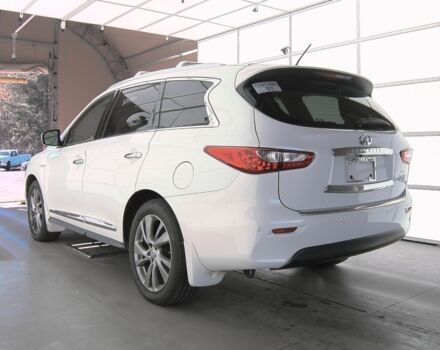 Белый Инфинити QX60, объемом двигателя 2 л и пробегом 220 тыс. км за 12000 $, фото 1 на Automoto.ua
