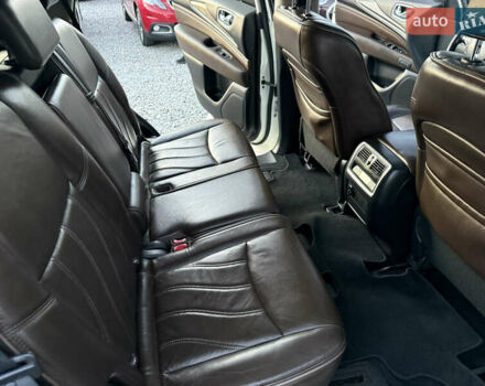 Білий Інфініті QX60, об'ємом двигуна 3.5 л та пробігом 217 тис. км за 9999 $, фото 8 на Automoto.ua