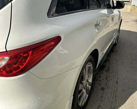 Белый Инфинити QX60, объемом двигателя 2.49 л и пробегом 191 тыс. км за 15600 $, фото 17 на Automoto.ua