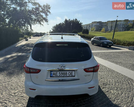 Белый Инфинити QX60, объемом двигателя 3.5 л и пробегом 190 тыс. км за 16500 $, фото 8 на Automoto.ua