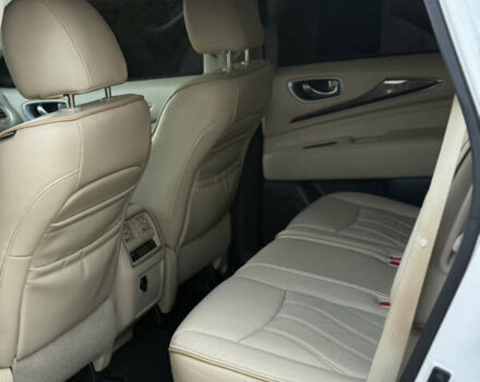 Белый Инфинити QX60, объемом двигателя 3.5 л и пробегом 153 тыс. км за 12999 $, фото 24 на Automoto.ua