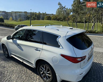 Белый Инфинити QX60, объемом двигателя 3.5 л и пробегом 190 тыс. км за 16500 $, фото 6 на Automoto.ua