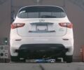 Белый Инфинити QX60, объемом двигателя 2 л и пробегом 220 тыс. км за 12000 $, фото 4 на Automoto.ua