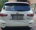 Білий Інфініті QX60, об'ємом двигуна 2.5 л та пробігом 161 тис. км за 18000 $, фото 4 на Automoto.ua