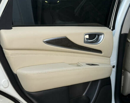 Белый Инфинити QX60, объемом двигателя 3.5 л и пробегом 153 тыс. км за 12999 $, фото 25 на Automoto.ua