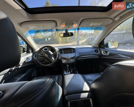 Белый Инфинити QX60, объемом двигателя 3.5 л и пробегом 264 тыс. км за 13000 $, фото 7 на Automoto.ua