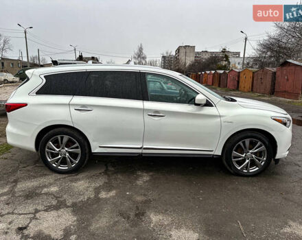 Белый Инфинити QX60, объемом двигателя 2.5 л и пробегом 360 тыс. км за 8900 $, фото 4 на Automoto.ua