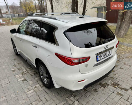 Белый Инфинити QX60, объемом двигателя 3.5 л и пробегом 190 тыс. км за 15700 $, фото 10 на Automoto.ua
