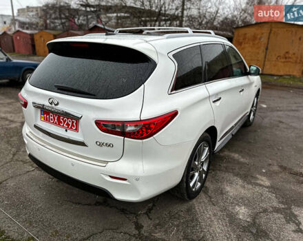 Белый Инфинити QX60, объемом двигателя 2.5 л и пробегом 360 тыс. км за 8900 $, фото 3 на Automoto.ua