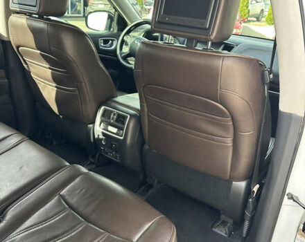 Белый Инфинити QX60, объемом двигателя 2.49 л и пробегом 191 тыс. км за 15600 $, фото 15 на Automoto.ua