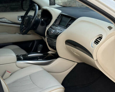 Белый Инфинити QX60, объемом двигателя 3.5 л и пробегом 153 тыс. км за 12999 $, фото 16 на Automoto.ua