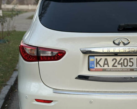 Белый Инфинити QX60, объемом двигателя 3.5 л и пробегом 153 тыс. км за 12999 $, фото 7 на Automoto.ua