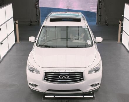 Белый Инфинити QX60, объемом двигателя 2 л и пробегом 220 тыс. км за 12000 $, фото 6 на Automoto.ua
