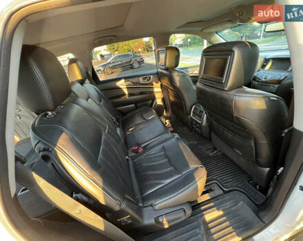 Білий Інфініті QX60, об'ємом двигуна 3.5 л та пробігом 250 тис. км за 15500 $, фото 10 на Automoto.ua
